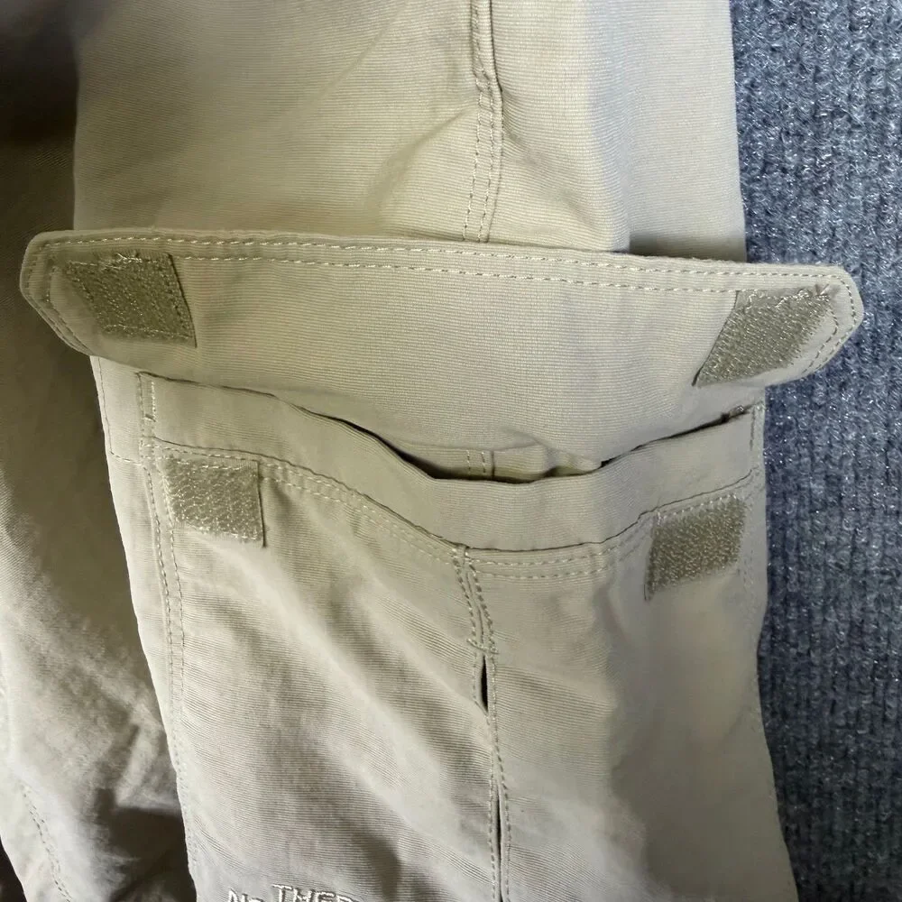 The North Face Mens Cargo Shorts L Tan Khaki Nylon Hiking Outdoor Elastic Waist